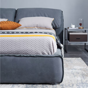 Marco de cama con orejas de <span class=keywords><strong>elefante</strong></span> de madera maciza de estilo minimalista, conjunto de muebles de dormitorio de tela mate de cuero, juego de cama de dormitorio Baxter personalizado - Product Image 2