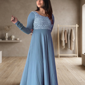 Kurti de Diseño para Mujer, Color Azul Cielo, Georgette con Bordado, Cuello Redondo, Manga Larga, para Ocasiones Especiales, Último Diseño 2022, ROYAL EXPORT - Product Image 3