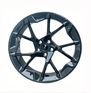 ล้ออะลูมิเนียมฟอร์จดีไซน์ใหม่จาก FSB พร้อมขอบคาร์บอนไฟเบอร์ สำหรับ Urus/Aventador/Huracan - Product Image 2