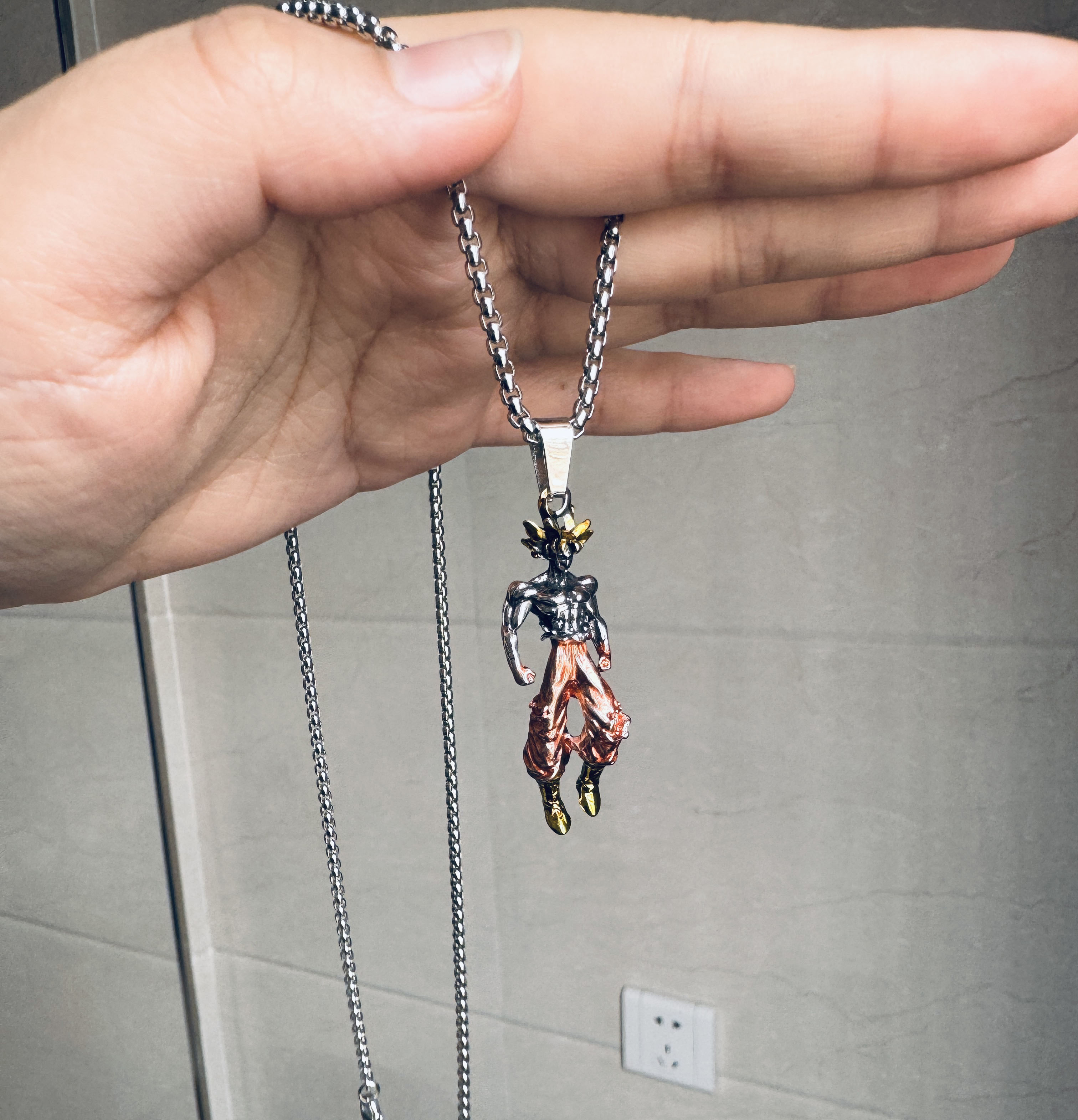 【BALL NECKLACE 】Man 韓国ソウル POPUP 250613 | “Hope on the Stage: The Final” in Seoul | RM Wore