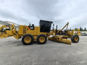 Buen rendimiento Caterpillar 140H Motoniveladora de segunda mano Motor diésel de 20 toneladas Origen de Japón a la venta - Product Image 2