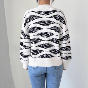 Suéteres de talla grande de diseñador de lujo para mujer Marca OEM personalizada de punto Estilo europeo Ropa de invierno Fabricante Wanita - Product Image 2