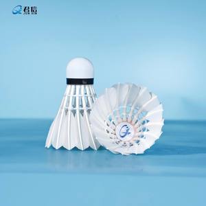 Pengiriman Cepat Langsung dari Pabrik JunXin A003 <span class=keywords><strong>Shuttlecock</strong></span> Bulu Angsa Tahan Lama untuk Latihan/Sport Amatir - Product Image 3
