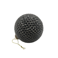 Vente en gros d'usine Boule de Noël en verre noir de 80 mm Ornement soufflé à la main avec des paillettes Design de diamant collé à la main Festival Mariage