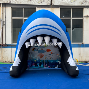 巨大なサメの口の形をしたアーチ型トンネル型のインフレータブル広告（シーワールドイベント用） - Product Image 4