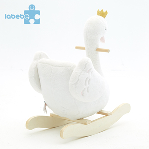 Cheval à <span class=keywords><strong>bascule</strong></span> en peluche en bois doux blanc <span class=keywords><strong>cygne</strong></span> chaise à <span class=keywords><strong>bascule</strong></span> cadeau jouet bébé cheval à <span class=keywords><strong>bascule</strong></span> Offre Spéciale - Product Image 2