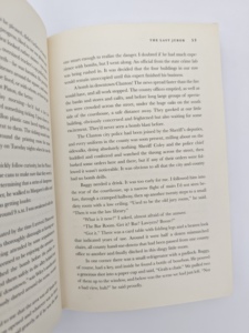 Impression de livres à couverture rigide avec reliure parfaite et gaufrage The Last Juror, qualité supérieure, vente en gros usine - Product Image 4