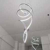 Lustre moderne à hauteur réglable pour escalier en colimaçon, luminaire suspendu linéaire long pour plafond haut, villa, loft, décoration de salon