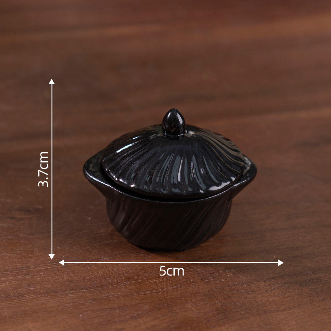 อันดับ1แมลงตุ๋นสีดำขนาดเล็ก