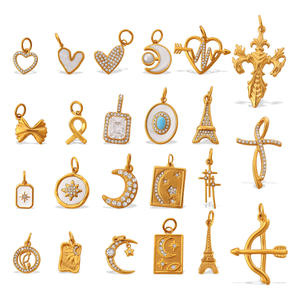 Amuleto Versátil Hecho a Mano con Diseño de Estrella, Luna y Cruz, Accesorios Creativos, Colgante de Acero Inoxidable, Joyería de Moda al por Mayor, Novedad 2026 - Product Image 5