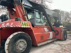 รถยกสแต็คเกอร์ดีเซลมือสองนำเข้า Kalmar Konecrane SANYY XCMGG 45 ตัน รุ่น Reach Stacker สำหรับขายปลีก - Product Image 2