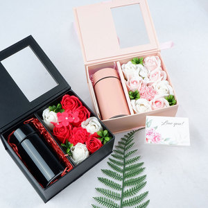 Set Regalo con Rosa Stabilizzata e Bicchiere Termico per Donne - Perfetto per San Valentino, Festa della Mamma e Anniversari - Product Image 1