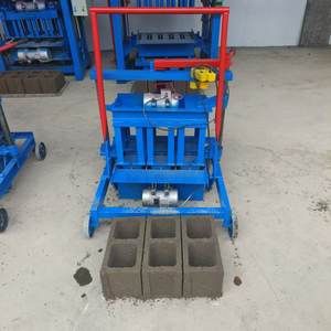 Mesin Pembuat Batu Bata Semen Portabel dengan Tekanan Hidrolik Cetakan yang Dapat Disesuaikan Produksi Tinggi Pengoperasian Mudah Garansi 1 Tahun - Product Image 4