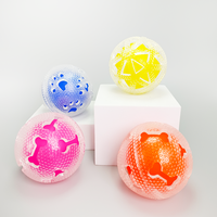Vente directe d'usine, jouets interactifs pour chiens en forme de boule transparente creuse, vente en gros, boule pour chien anti-ennui en TPR de haute qualité, 2,99 pouces
