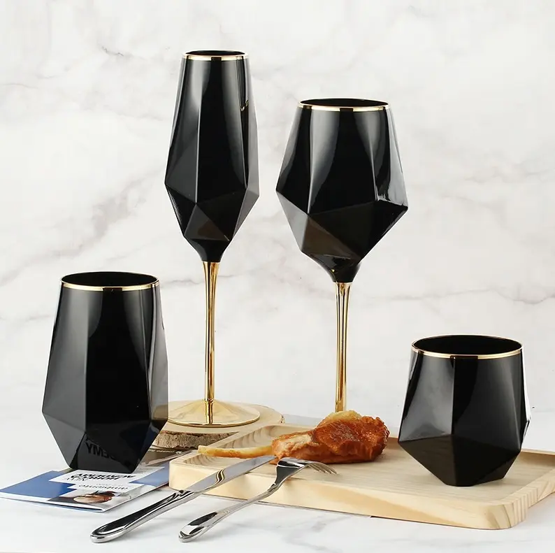 Verres à vin de couleur noire unie avec bord doré ensemble de 4 verres à Champagne