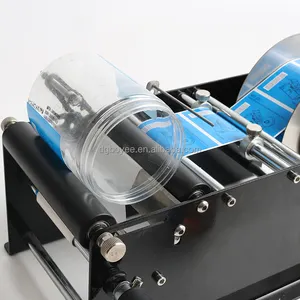 Mesin Pelabelan Botol Bundar Plastik Air Mineral Manual untuk Botol Bundar Mesin Label Stiker Kemasan