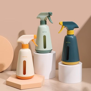 Пластиковые банки для воды с насадкой и спусковым крючком - Product Image 1