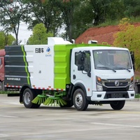 Camion balayeuse routière diesel 2-3 places avec benne auto-vidante, entretien facile pour le nettoyage et la gestion sanitaire à long terme des routes