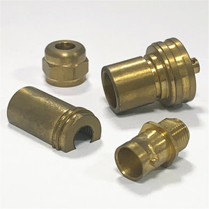 Pièces de fraisage personnalisées pour boulon de roue Buse en laiton Entretoise en aluminium Écrou de connexion pour bouton d'arbre en alliage inoxydable - Product Image 3