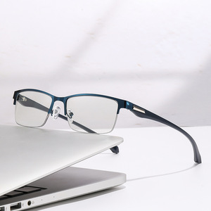 Gafas de lectura con montura semimetálica para hombre, protección contra la luz azul, lentes de PC para personas mayores, estilo empresarial 808 Taizhou - Product Image 1