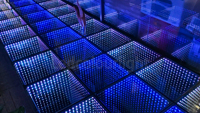 Decoración de la boda LED pista de baile 3D espejo infinito etapa iluminar boda magnética LED pista de baile