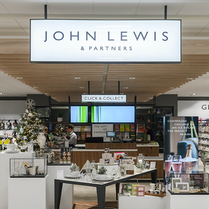 Panneau LED de cour intérieure innovante Signalisation routière personnalisée Réglementation réfléchissante Pylône directionnel pour voitures Information directe - Product Image 5