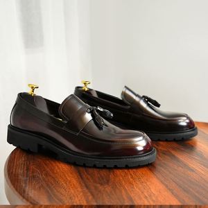 Zapatos Casuales de Negocios de Alta Gama, Transpirables, Ligeros, Antideslizantes, Estilo Romántico Británico Retro - Product Image 2