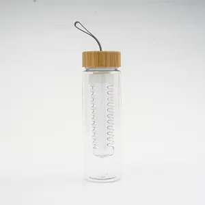 ขวดน้ำดื่มพลาสติกใสสำหรับเล่นกีฬาพร้อมที่กรองชาและฝาไม้ไผ่วัสดุ BPA ฟรี700มล.