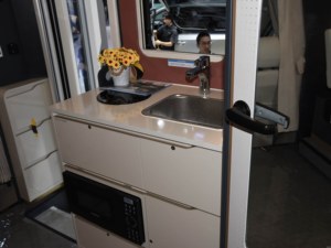 Nouvelle voiture Maxus New Tuyuanjie 2025 Traveler Edition Haut de Gamme, Véhicule Hybride 6 places à Caisse Longitudinale R16, Véhicules à Énergie Nouvelle - Product Image 4