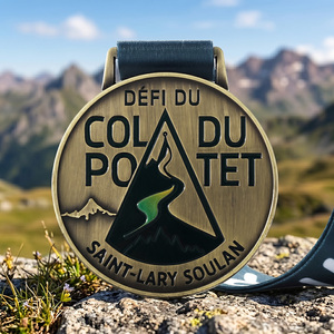 Médaille sportive personnalisée en métal Saint-Lary <span class=keywords><strong>Soulan</strong></span>, plaquée laiton, logo émaillé, lettres en alliage de zinc, médailles personnalisées avec ruban - Product Image 1