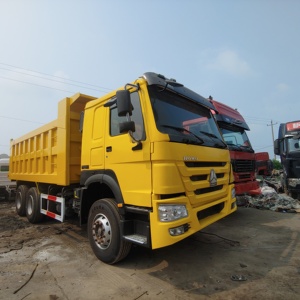 รถบรรทุกซิโนทรัค ฮาวเวอร์ 375 สำหรับงานหนัก มือสอง 6x4 10 ล้อ พร้อมเครื่องยนต์ 351-450 แรงม้า และความจุบรรทุก 31-40 ตัน - Product Image 2