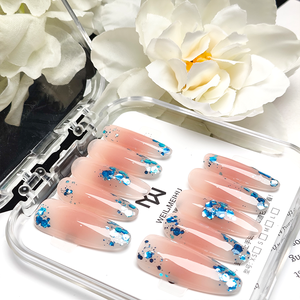 Venta al por Mayor de 10 <span class=keywords><strong>Uñas</strong></span> Acrílicas Largas con Forma de Almendra, Color <span class=keywords><strong>Rosa</strong></span> Nude Brillante con Puntas Plateadas <span class=keywords><strong>y</strong></span> Azules, <span class=keywords><strong>Uñas</strong></span> Postizas Reutilizables - Product Image 4