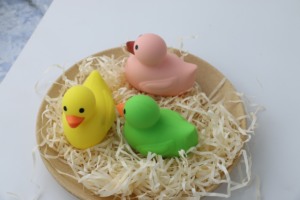 Nuovo arrivo giocattolo per auto in Silicone morbido a forma di anatra per bambini giochi di gomma divertenti giocattoli scientifici e ingegneristici - Product Image 3