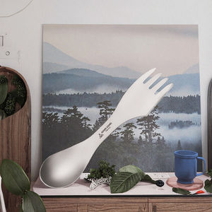 ผลิตภัณฑ์จีน ช้อนส้อมมีดไทเทเนียม 3-in-1 น้ำหนักเบา พกพาสะดวก สำหรับปิกนิก แคมป์ปิ้ง และแบกแพ็คกิ้ง - Product Image 3