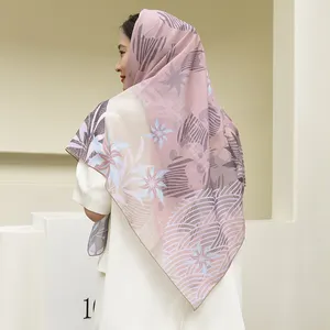 Hijab cuadrado de Malasia para mujer, bufandas estampadas de bloque, proveedor de hijab de gasa de algodón tudung, 110x110