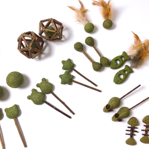 Fornitura di fabbrica eco-friendly cane giocattolo da masticare naturalmente compressa dentale da masticare con palline di erba gatta per animali domestici - Product Image 1