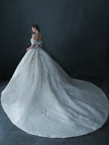 Robe de mariée <span class=keywords><strong>sexy</strong></span> en dentelle avec perles féeriques Robe de mariée à traîne brodées de luxe Robe de mariée élégante à paillettes - Product Image 6