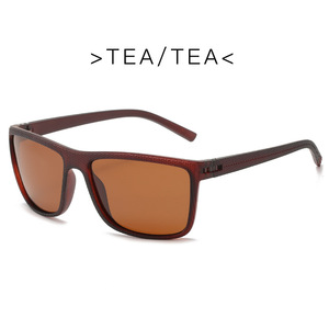 Gafas <span class=keywords><strong>de</strong></span> Sol Unisex Modernas y Elegantes Egaudi BS18386 con Protección UV400, Montura <span class=keywords><strong>de</strong></span> PC, <span class=keywords><strong>Lentes</strong></span> Acrílicas, Montura Cuadrada Azul Gris con Acabado Negro - Product Image 2