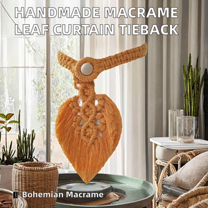 Attache-rideau en macramé en coton fait main motif feuille de Monstera – Décoration de fenêtre bohème pour la maison - Product Image 2