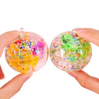 Balle rebondissante lumineuse LED écologique et colorée pour les jeux en plein air, les cadeaux de fête d'anniversaire, les jeux sensoriels pour enfants
