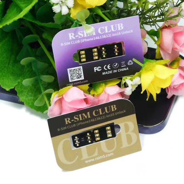Rsim Club Sim for IPhones 14 Series /13 Series/12 Series 5G Version of IOS 16 Unlocking Card Sticker