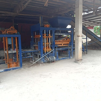 Machine de fabrication de blocs de béton creux entièrement automatique Qt4-15, machine de fabrication de blocs CHB, site client aux Philippines