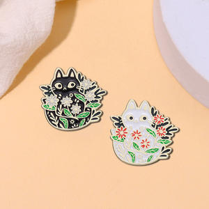 Grosir kustom Logo lucu lembut keras Enamel berlapis emas pin kerah untuk Tahun Baru Cina dan Hari Nasional - Product Image 2