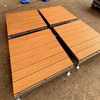 Système de terrasse modulaire en WPC co-extrudé pour l'extérieur, assemblage direct usine, idéal pour les jardins, pelouses, villas, parcs et projets paysagers