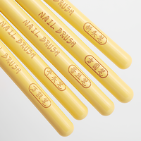 Manche en bois jaune nouveau fournisseur d'ongles 3D fleur Liner Gel UV peinture Logo personnalisé pinceaux professionnels d'art des ongles