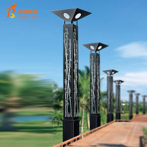 Lampadaire LED Solaire Extérieur Étanche avec Panneau Solaire Intégré pour Éclairage Public - Product Image 1