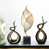 Accessoires de décoration intérieure de style contemporain, uniques et luxueux, personnalisables, ornements en céramique émaillée plaquée or noir pour la maison