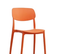 Moderne Italien Supernatural PP Plastique Corne Restaurant Café Chaises Appartement Tournant Salle de Bains Parc Gym Home Bar Vente en Gros