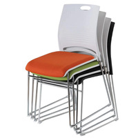 Chaise de bureau empilable moderne avec coussin, base en métal, chaise de formation et de réunion colorée pour salle de conférence et de séminaire