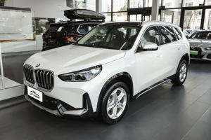 مجموعة تصميم سيارات الرباعي المدمجة المملوكة مسبقًا <span class=keywords><strong>BMW</strong></span> X1 Sdrive20lix جديدة متوفرة في سيارة فاخرة مشهورة - Product Image 4
